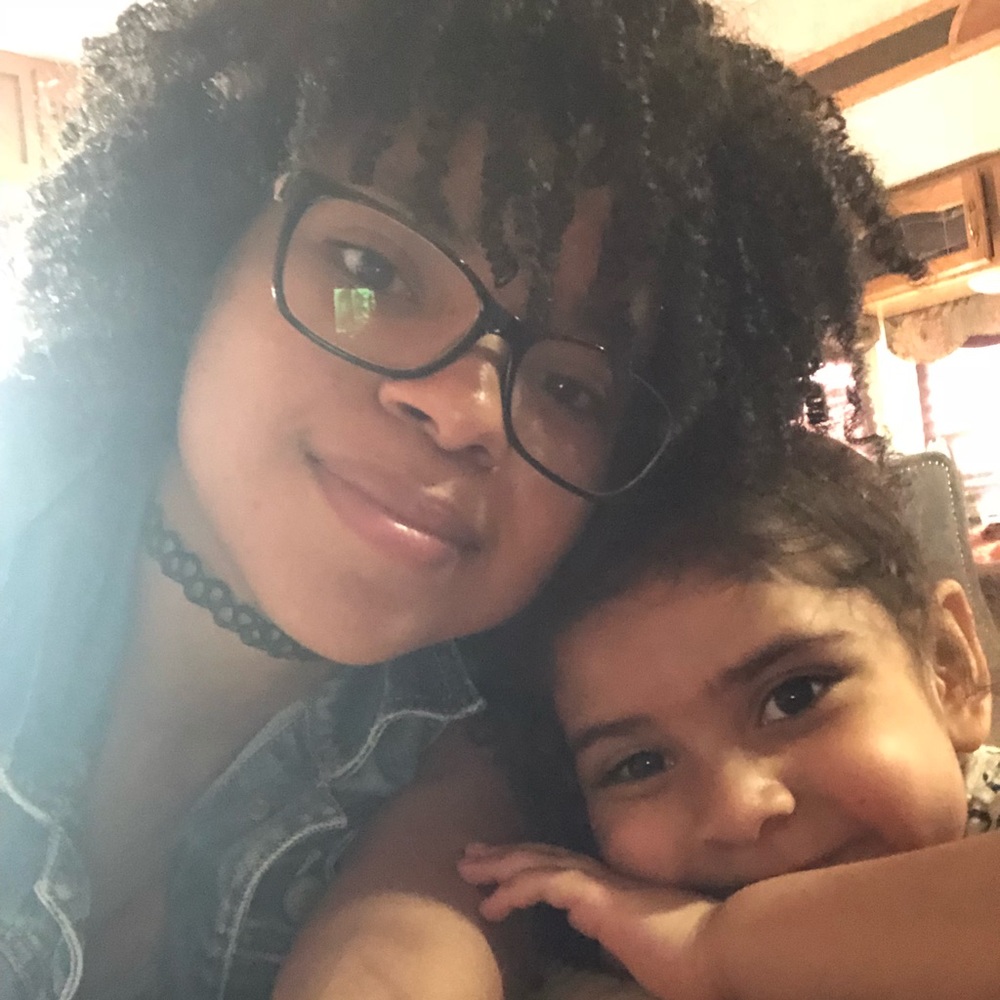 Meet your Posher, Selena